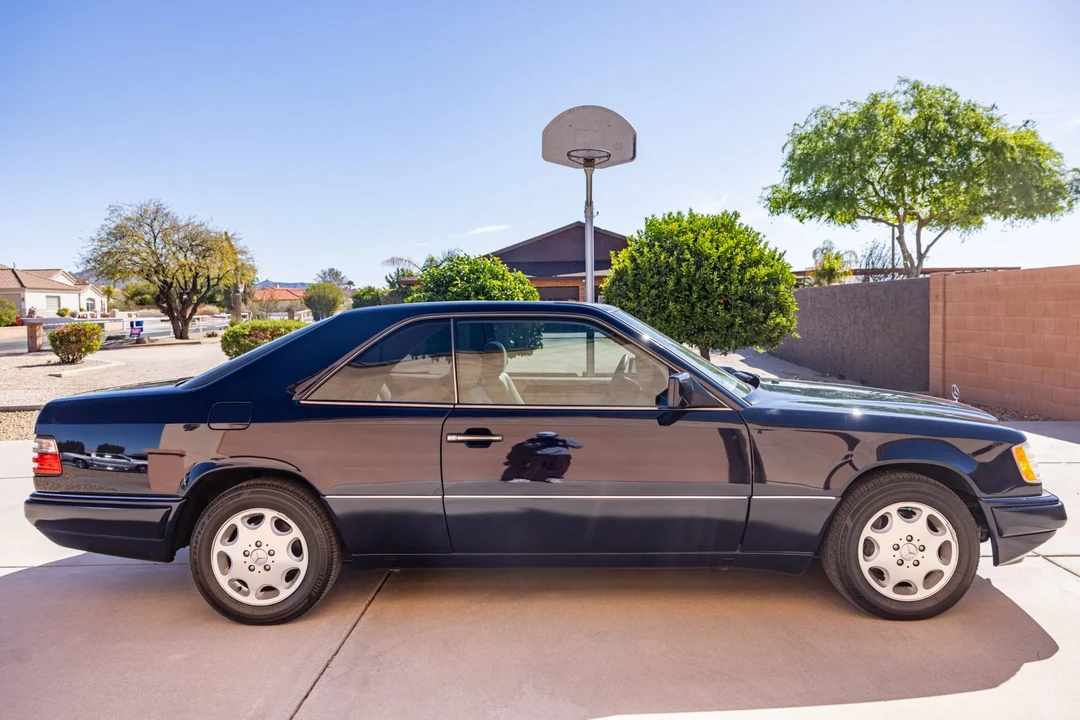 1995 Mercedes-Benz W124 E-Class - Image 8 of 31
