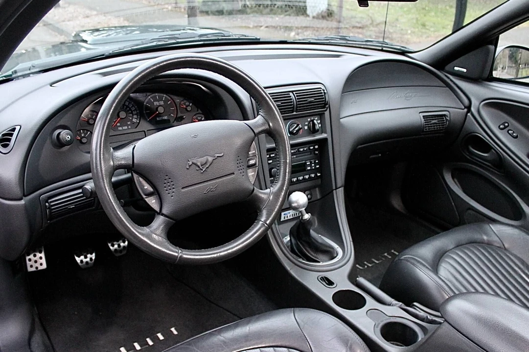 2001 Ford SN95 Mustang - Image 5 of 11