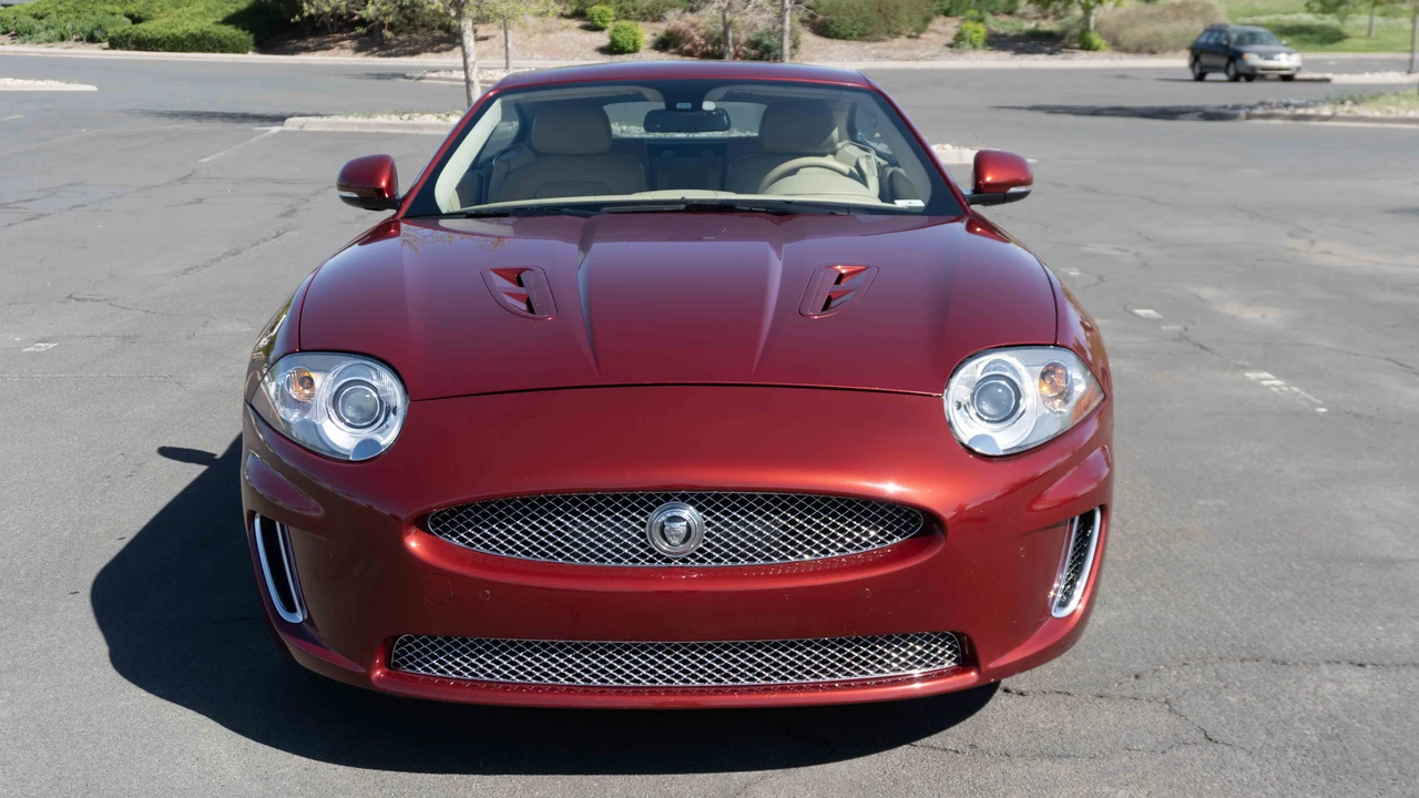 2010 Jaguar X150 XKR - Image 10 of 31