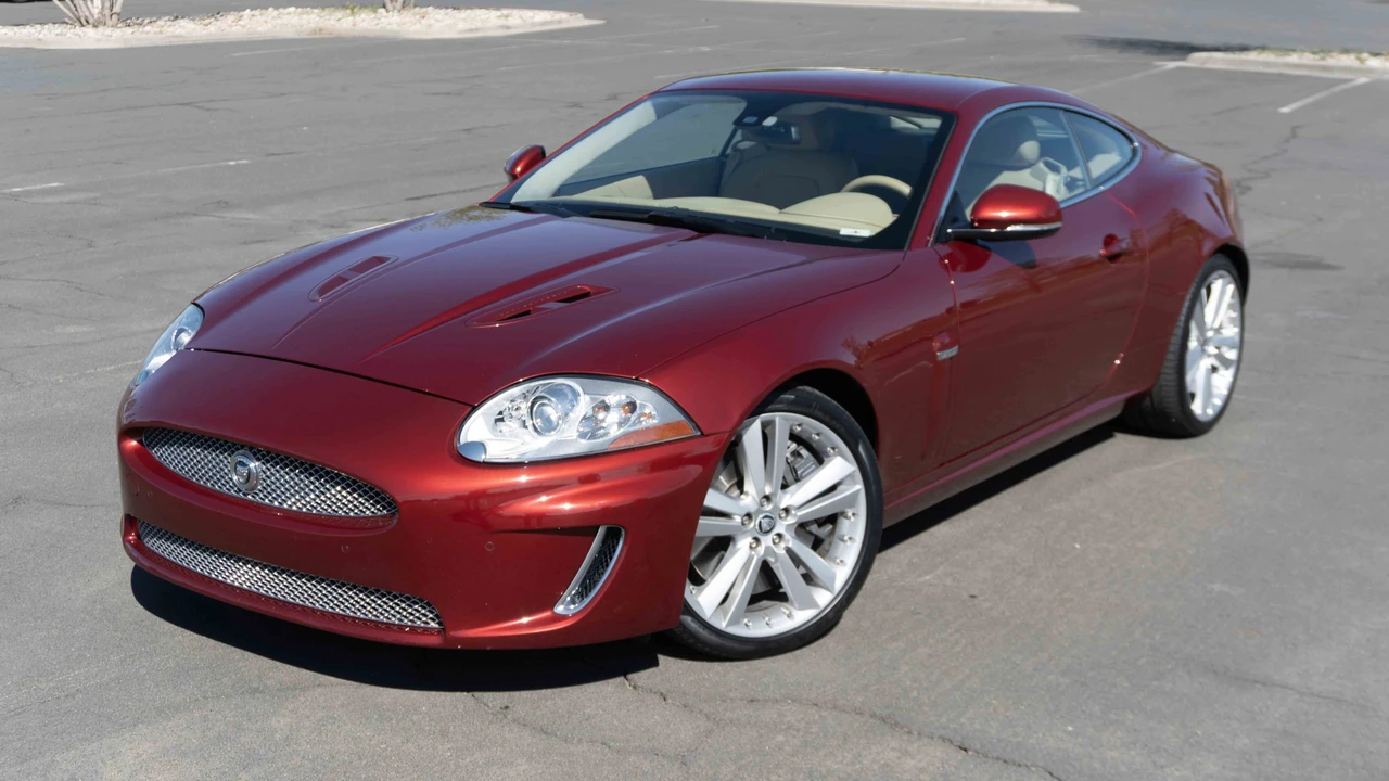 2010 Jaguar X150 XKR - Image 4 of 31