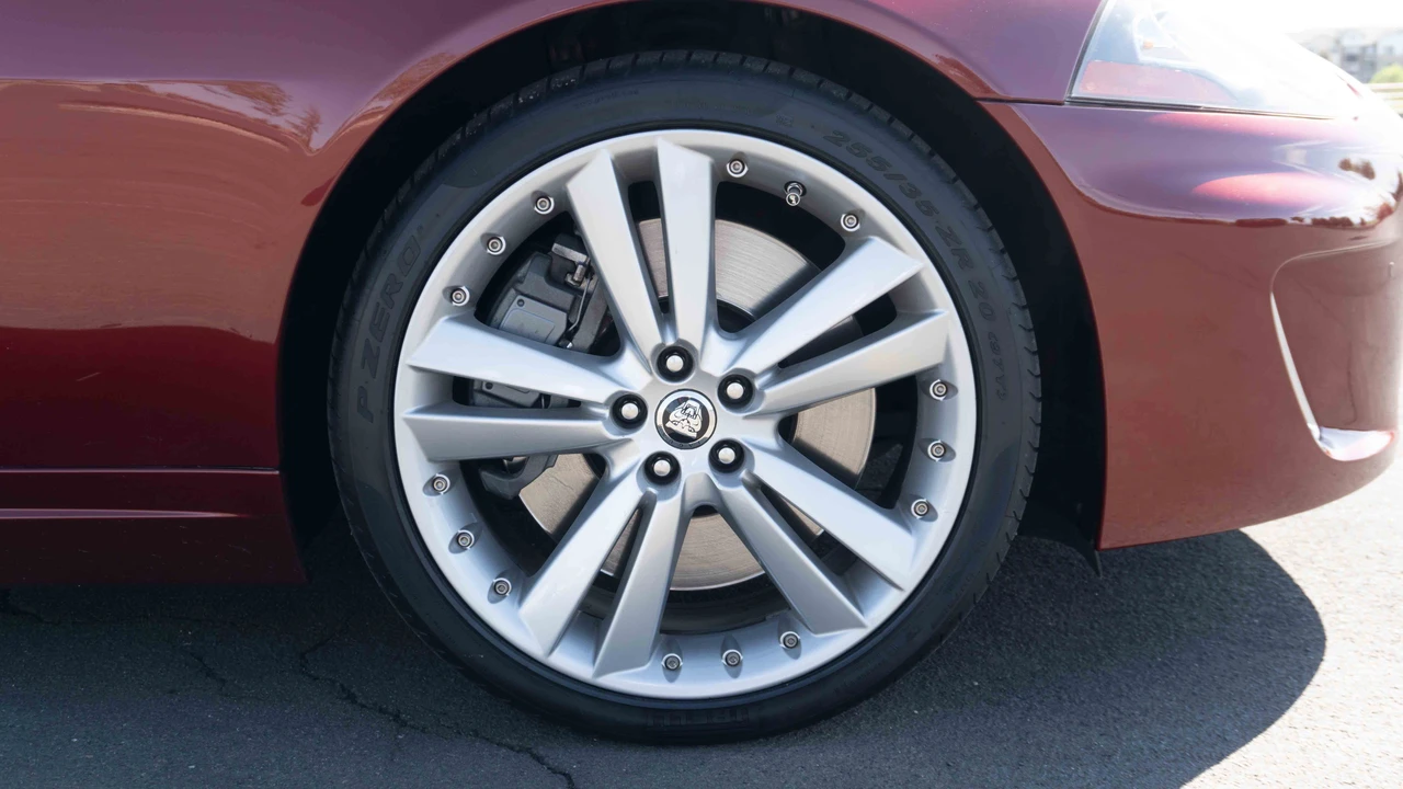 2010 Jaguar X150 XKR - Image 19 of 31