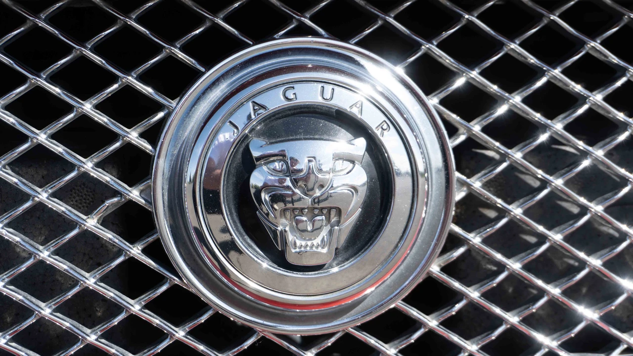 2010 Jaguar X150 XKR - Image 30 of 31