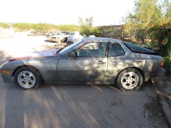 1985 Porsche 944 - Image 5 of 9