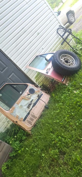 Ford Bronco - Image 5 of 10