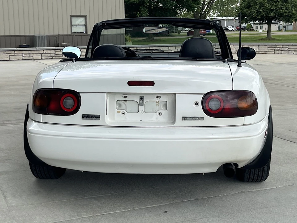 1991 Mazda NA MX-5 Miata - Image 9 of 31
