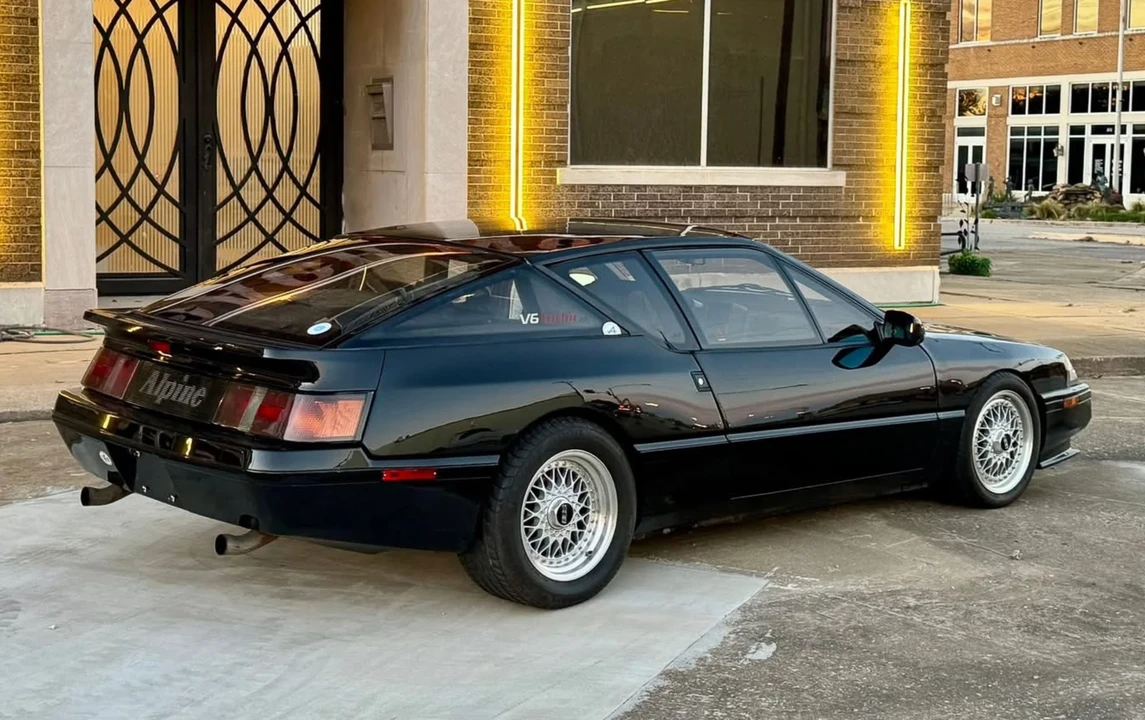 1988 Renault - Image 17 of 31