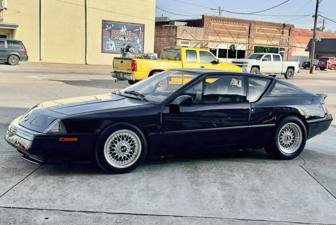 1988 Renault - Image 8 of 31