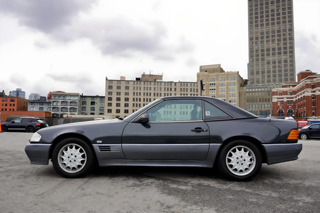 1993 Mercedes-Benz R129 SL-Class - Image 4 of 31