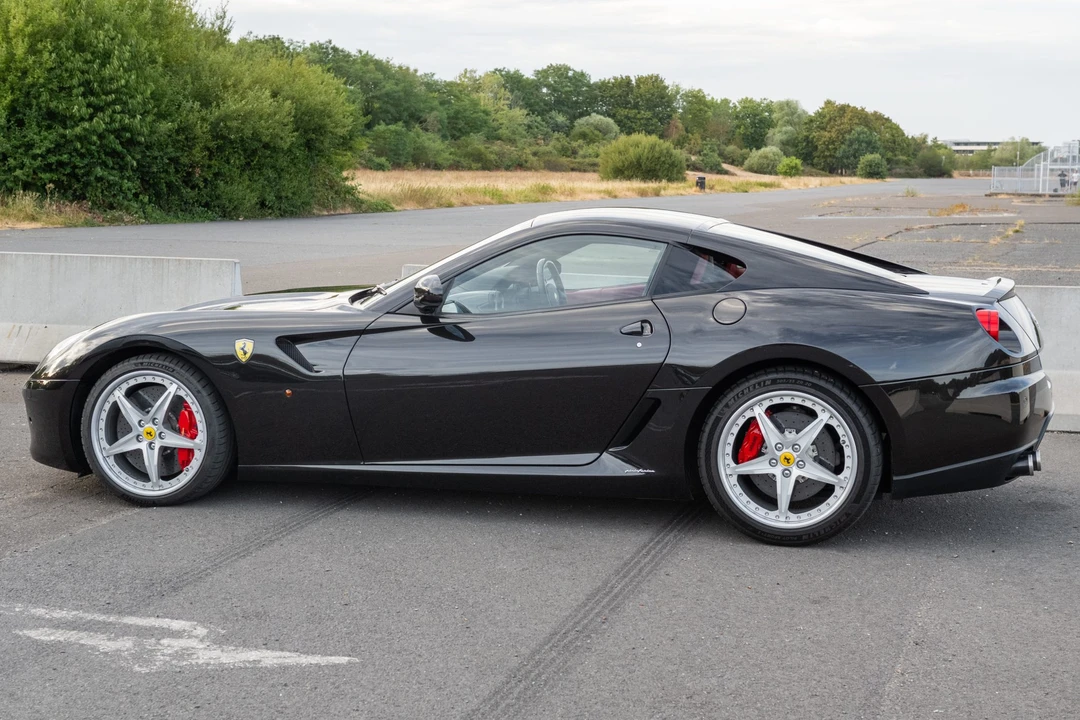2010 Ferrari 599 GTB Fiorano - Image 5 of 31