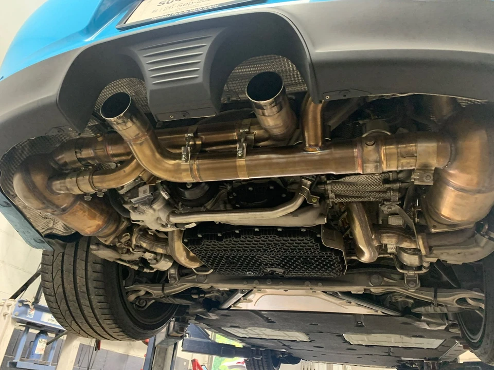 2017 Porsche 991 Carrera GTS - Image 14 of 23