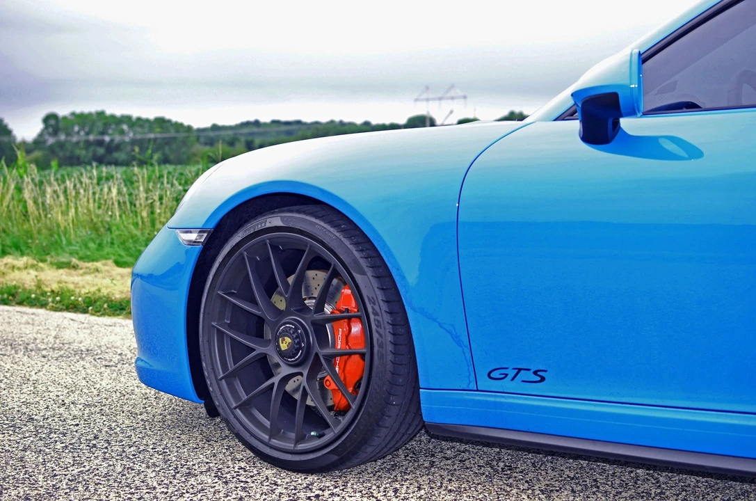 2017 Porsche 991 Carrera GTS - Image 12 of 23