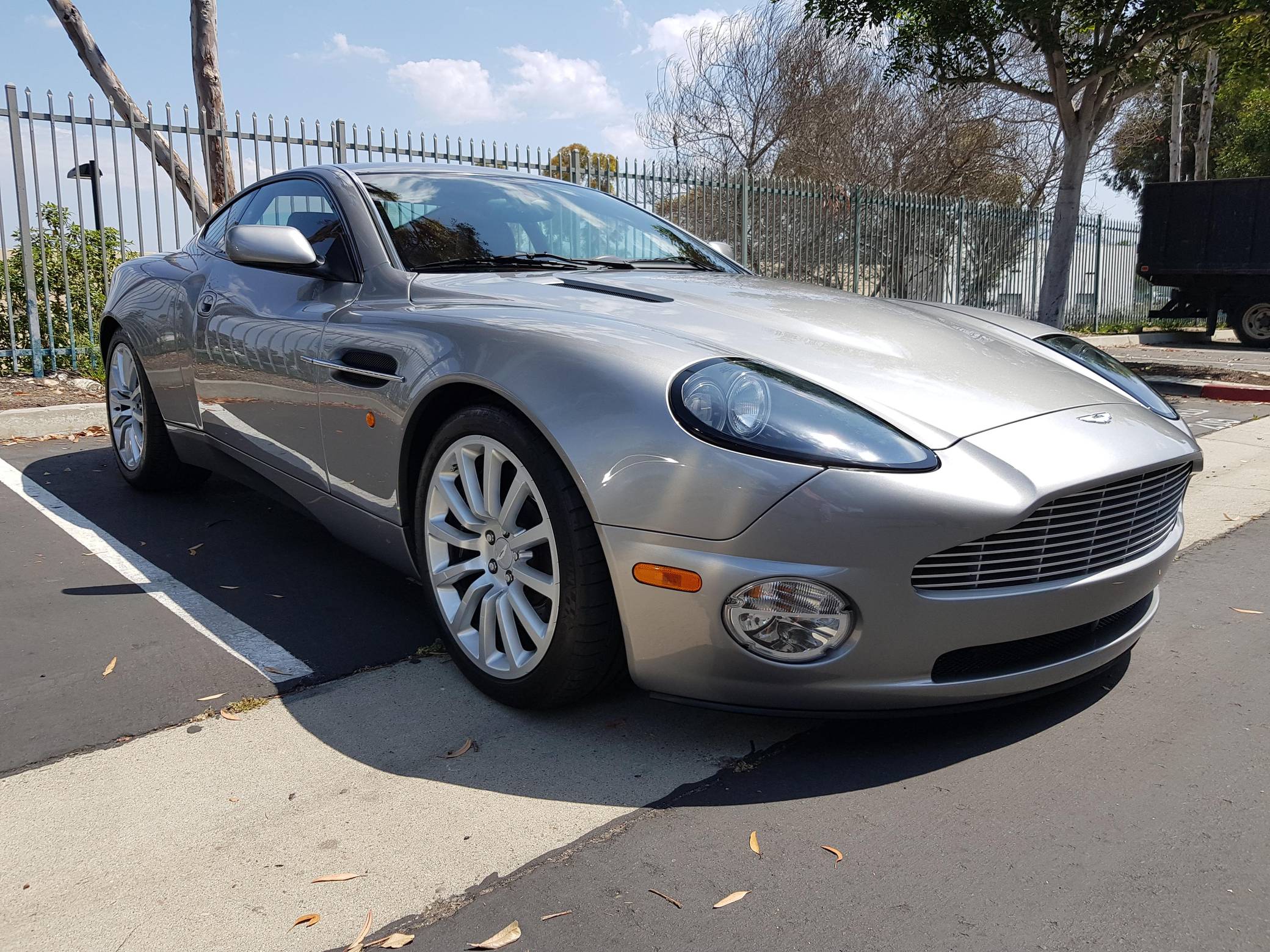 2002 Aston Martin V12 Vanquish