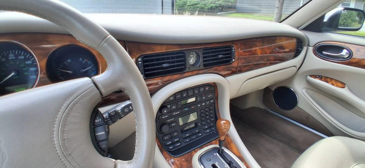 1998 Jaguar X308 XJ - Image 20 of 21