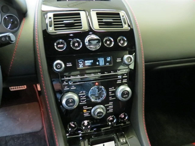 2015 Aston Martin Vantage - Image 5 of 5