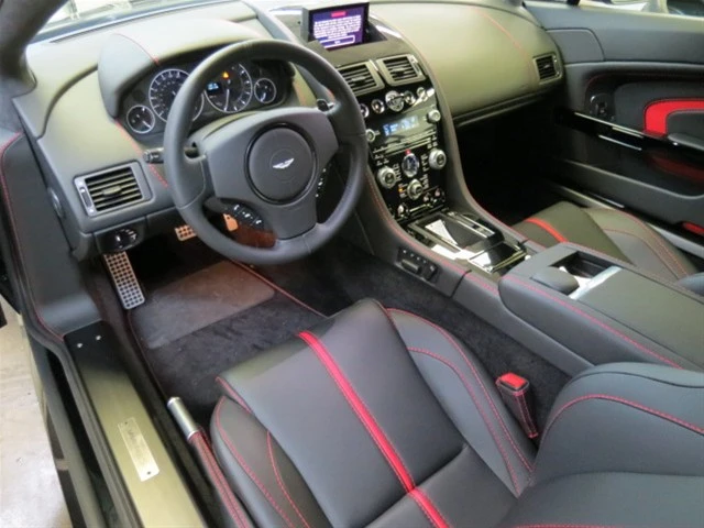 2015 Aston Martin Vantage - Image 4 of 5