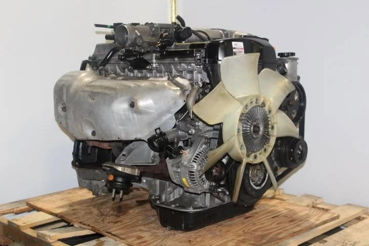 1998 Parts & Memorabilia Engines - Image 4 of 8