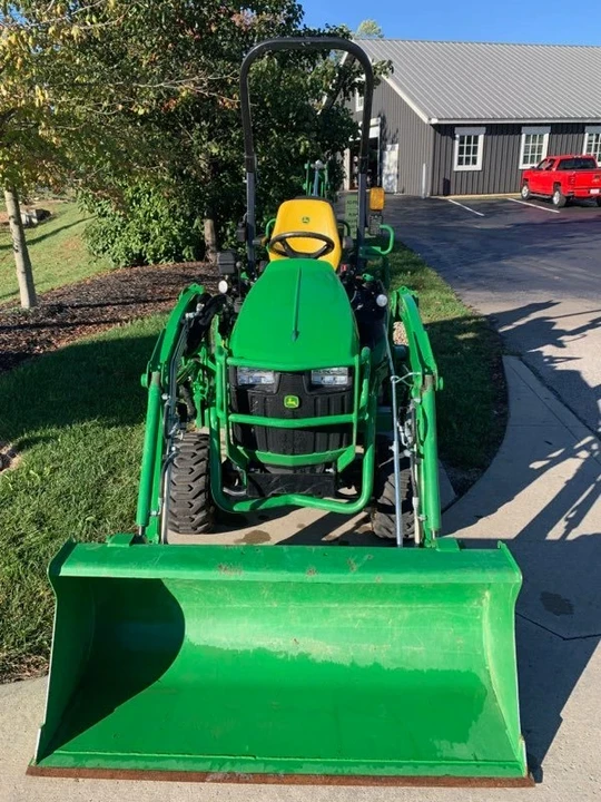2023 John Deere - Image 3 of 9