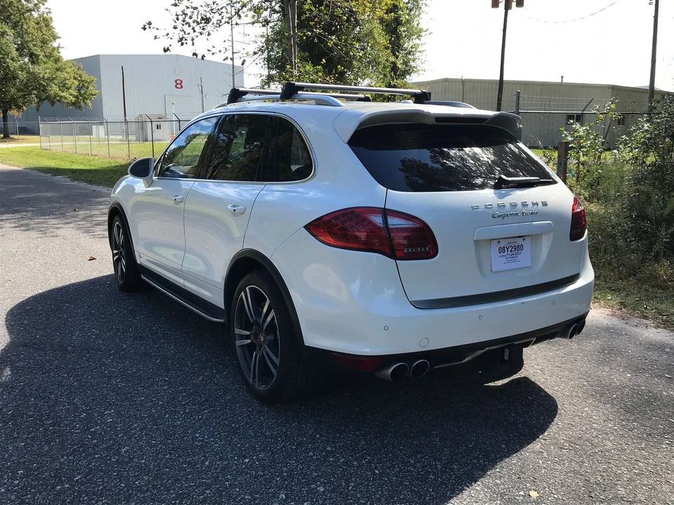 2011 Porsche 958 Cayenne Turbo - Image 7 of 23