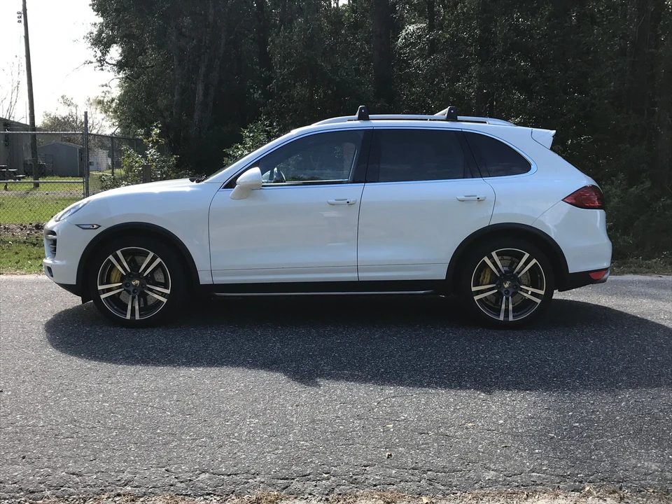 2011 Porsche 958 Cayenne Turbo - Image 8 of 23