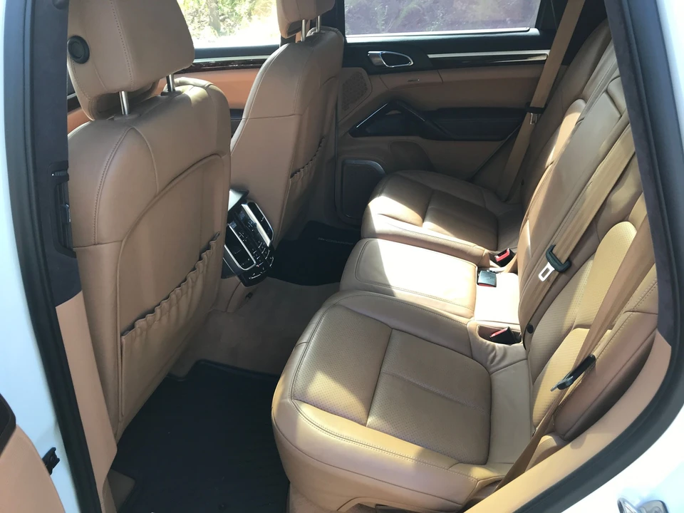 2011 Porsche 958 Cayenne Turbo - Image 12 of 23
