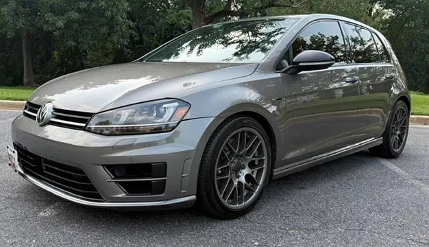 2017 Volkswagen Golf R