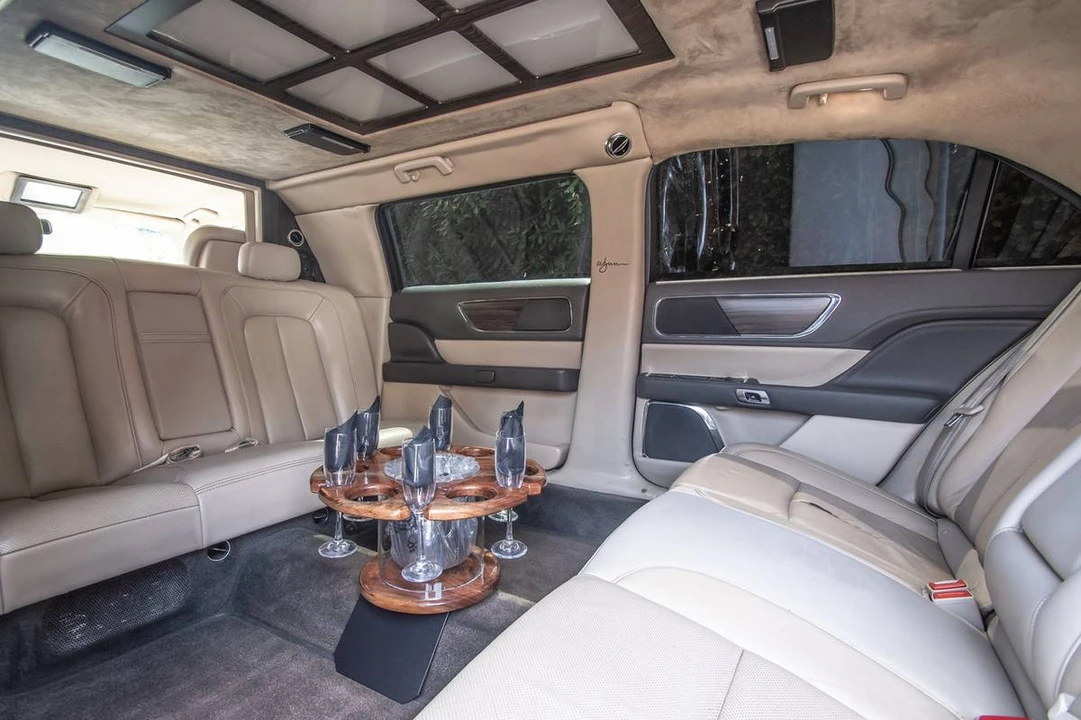 2017 Lincoln Continental 10th Gen - Image 15 of 17