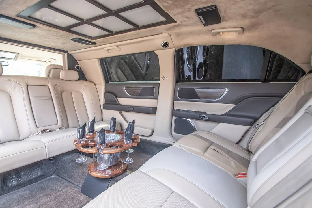 2017 Lincoln Continental 10th Gen - Image 14 of 17