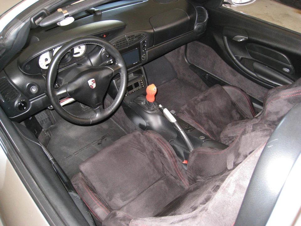 2001 Porsche 986 Boxster - Image 4 of 31
