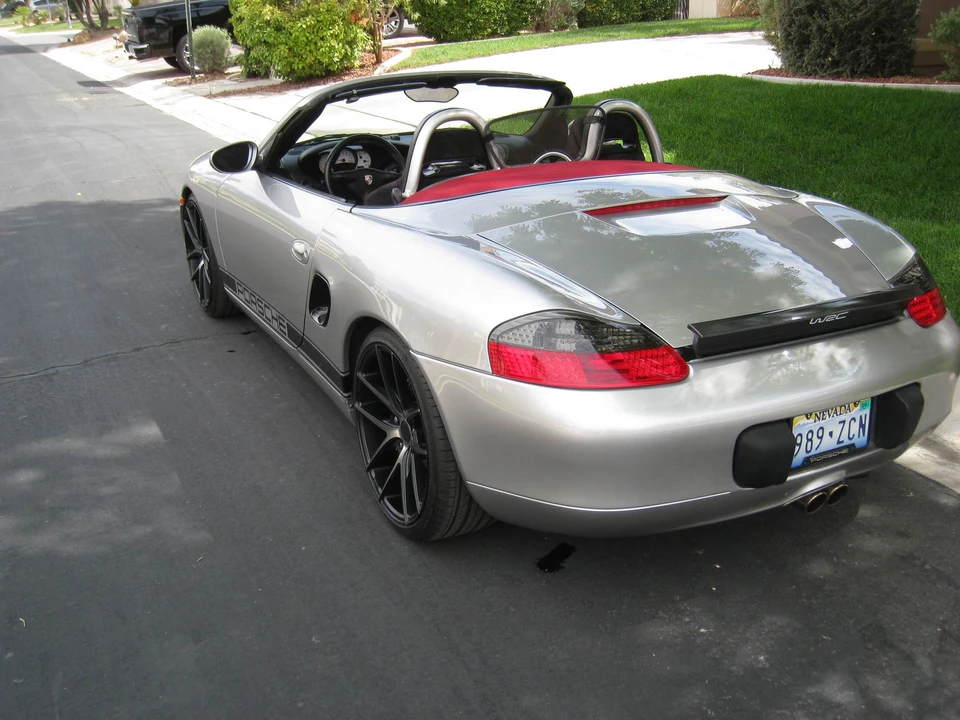 2001 Porsche 986 Boxster - Image 12 of 31