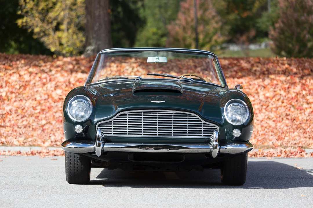 Aston Martin DB5 Convertible - Image 5 of 21