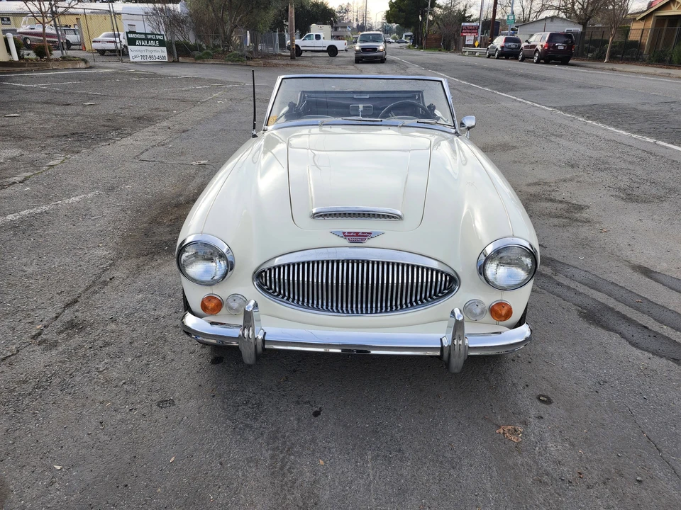 1966 Austin-Healey 3000 Mark III - Image 3 of 9