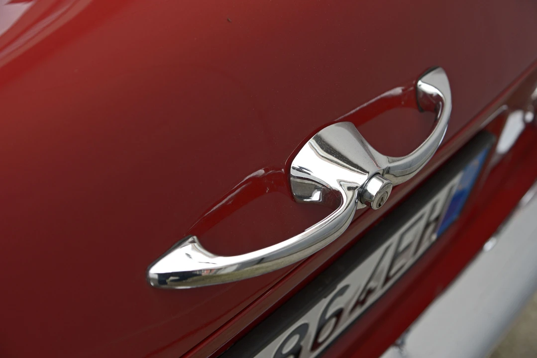 Bentley T1 - Image 27 of 31