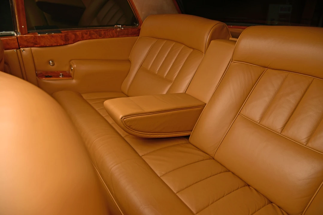 Bentley T1 - Image 7 of 31