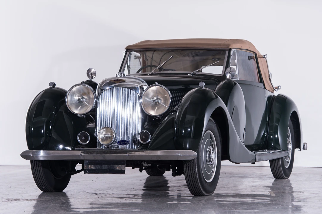 Lagonda - Image 2 of 31