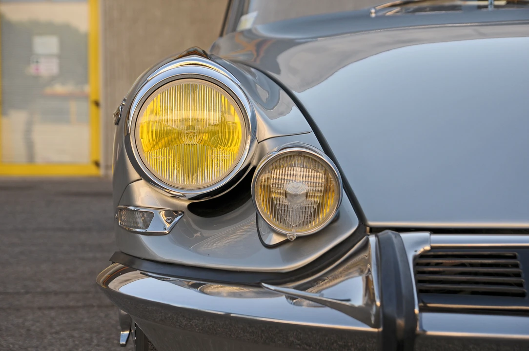 1964 Citroen DS19 - Image 8 of 24