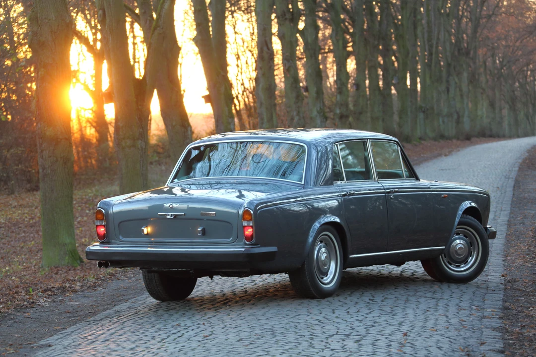 Bentley T2 - Image 5 of 7