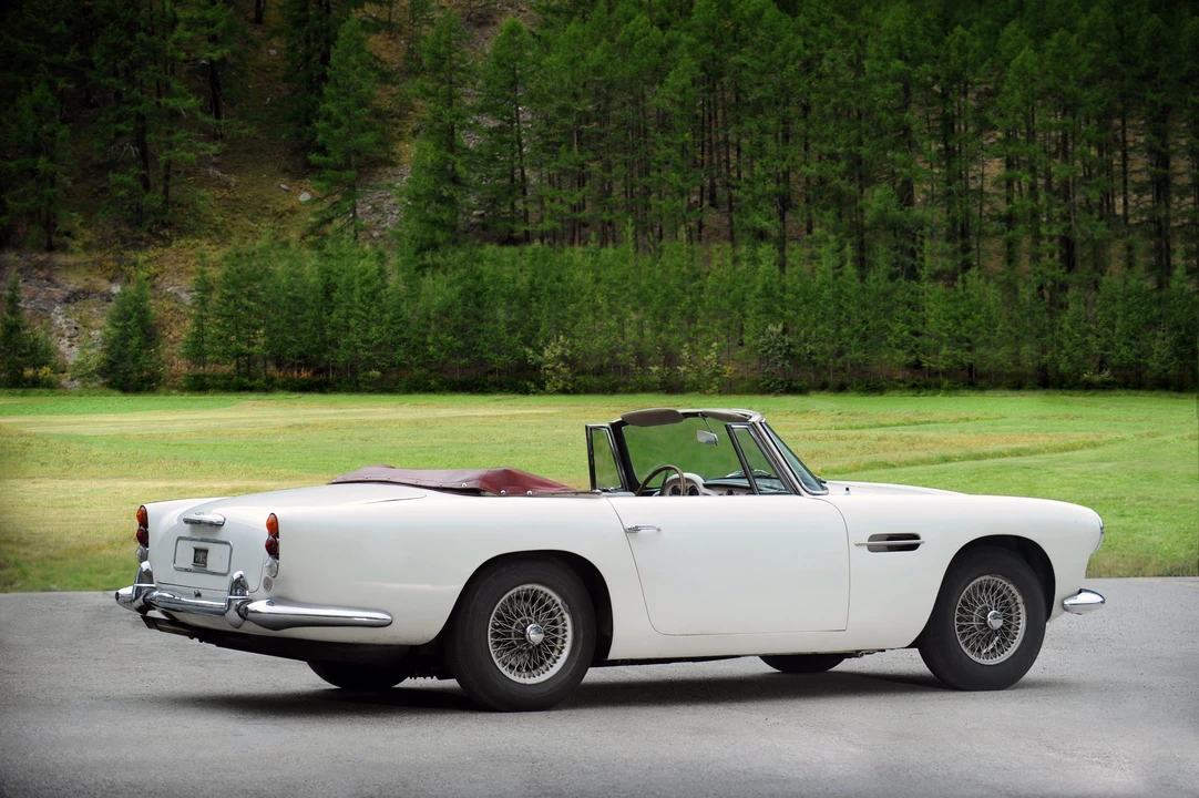 1963 Aston Martin DB4 Vantage - Image 13 of 15