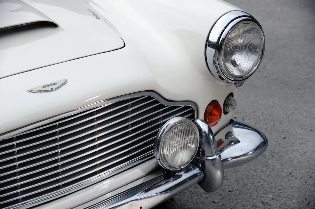 1963 Aston Martin DB4 Vantage - Image 2 of 15
