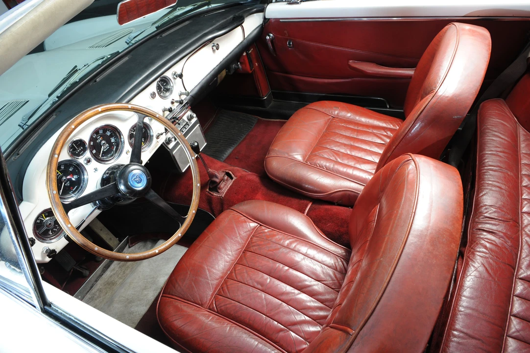1963 Aston Martin DB4 Vantage - Image 11 of 15