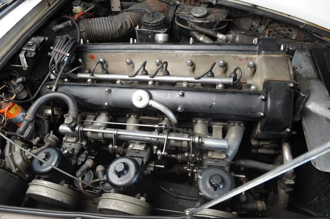 1963 Aston Martin DB4 Vantage - Image 10 of 15
