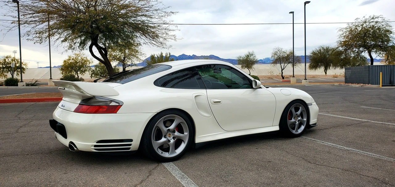 2001 Porsche 996 Turbo - Image 11 of 31
