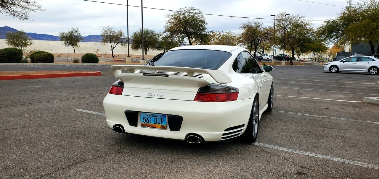 2001 Porsche 996 Turbo - Image 13 of 31