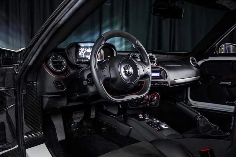 2017 Alfa Romeo 4C Coupe - Image 7 of 13