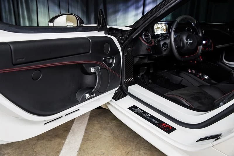 2017 Alfa Romeo 4C Coupe - Image 6 of 13