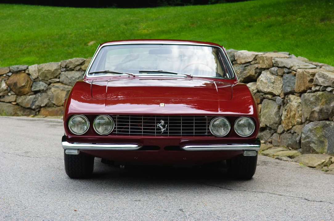 1967 Ferrari 330 GT 2+2 - Image 10 of 11