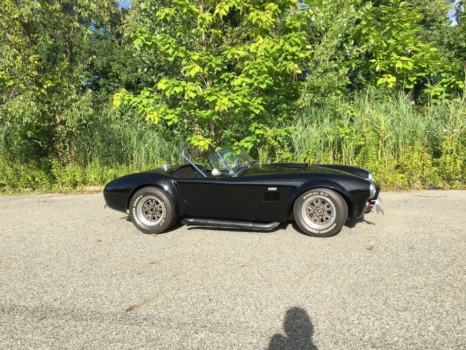 Shelby Cobra Replica - Image 23 of 31