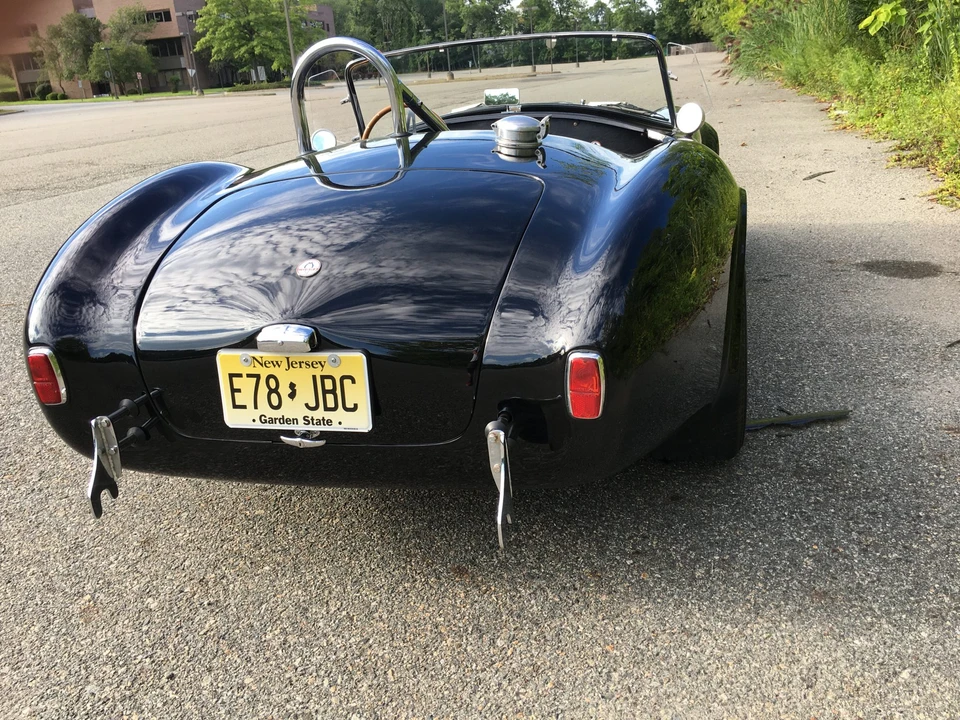 Shelby Cobra Replica - Image 6 of 31