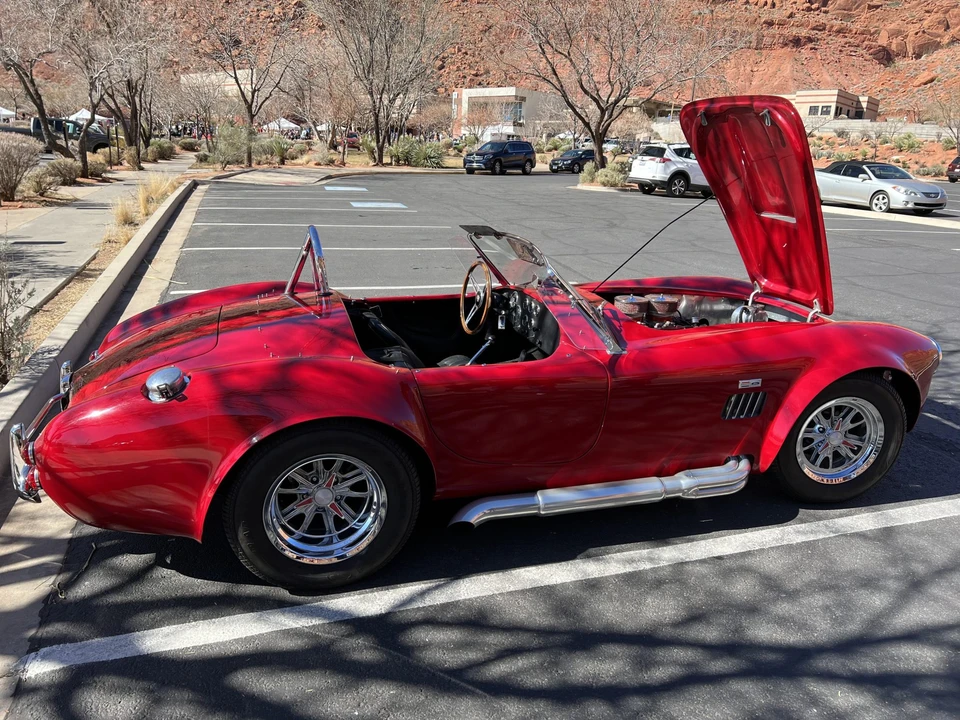 Shelby Cobra Replica - Image 10 of 31