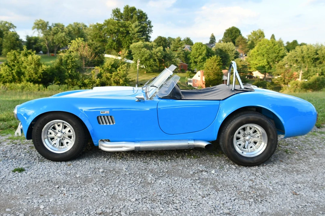 Shelby Cobra Replica - Image 2 of 31