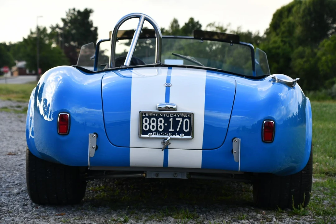 Shelby Cobra Replica - Image 27 of 31